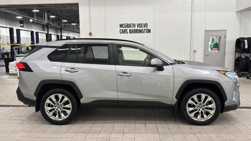 2019 Toyota RAV4 XLE Premium