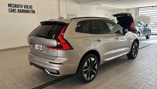 2026 Volvo XC60 Plug-In Hybrid T8 Plus