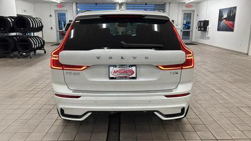 2025 Volvo XC60 Plug-In Hybrid T8 Core