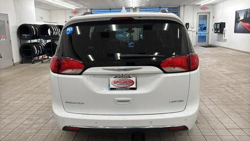 2018 Chrysler Pacifica Limited