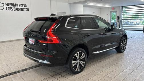 2023 Volvo XC60 Recharge Plug-In Hybrid T8 Ultimate Bright Theme