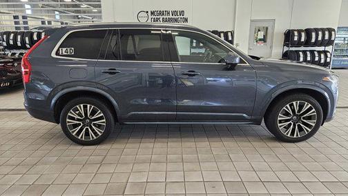 2020 Volvo XC90 T6 Momentum