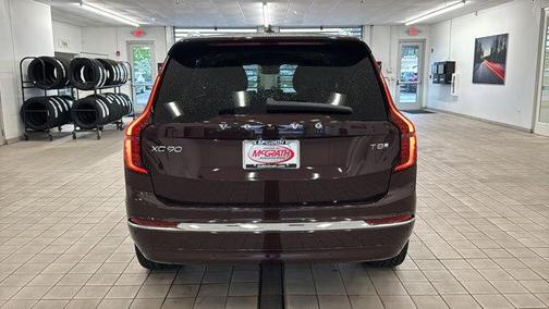 Mulberry Red Metallic 2026 Volvo XC90 Plug-In Hybrid Ultra, T8 AWD, Electric/Gasoline, Bright, 7 Seats