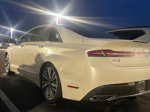2019 Lincoln MKZ Hybrid Reserve