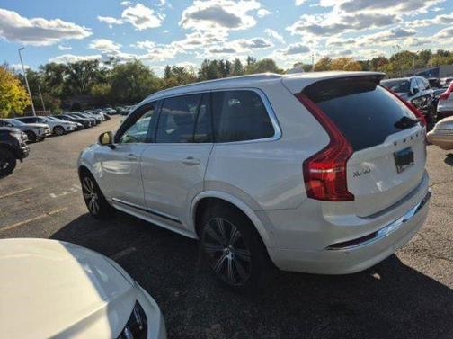 2023 Volvo XC90 B6 Ultimate 7-Seater