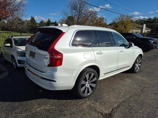 2023 Volvo XC90 B6 Ultimate 7-Seater