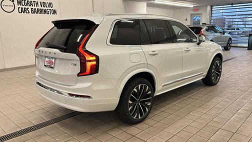 2025 Volvo XC90 Plug-In Hybrid T8 Plus 7-Seater