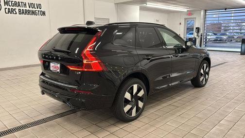 2025 Volvo XC60 Plug-In Hybrid T8 Plus