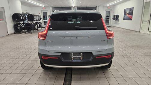 2019 Volvo XC40 T5 Momentum