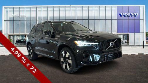 2025 Volvo XC60 Plug-In Hybrid Plus Dark Theme
