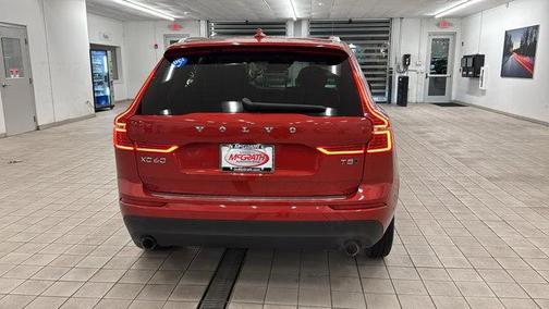 2018 Volvo XC60 T5 Momentum