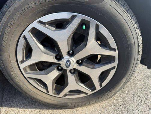 Ice Silver Metallic 2020 Subaru Forester Premium