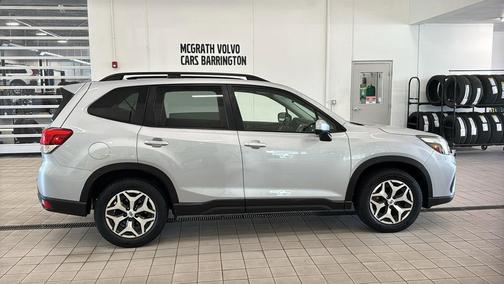 Ice Silver Metallic 2020 Subaru Forester Premium