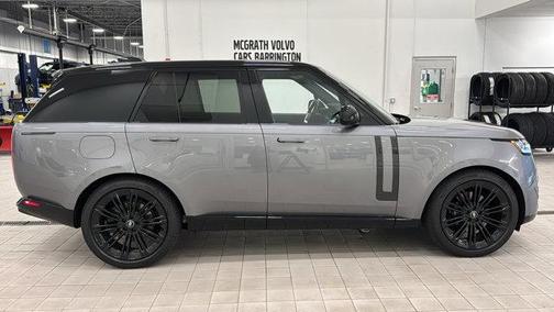 2025 Land Rover Range Rover P400 SE