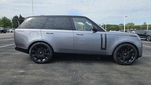2025 Land Rover Range Rover P400 SE