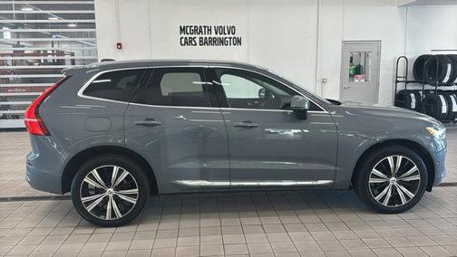 Thunder Grey Metallic 2023 Volvo XC60 B5 Plus Bright Theme