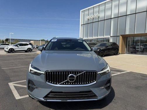 Thunder Grey Metallic 2023 Volvo XC60 B5 Plus Bright Theme