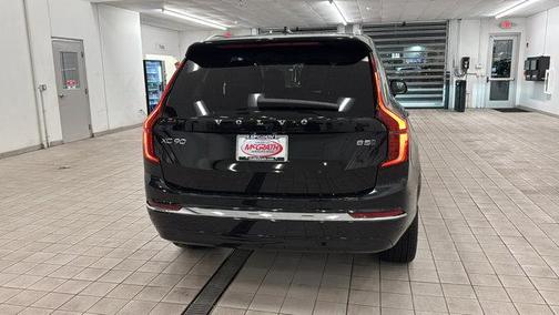 2026 Volvo XC90 Core, B5 AWD Gas (mild hybrid), Gasoline, Bright, 7 Seats