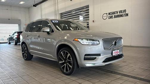 2023 Volvo XC90 B5 Plus