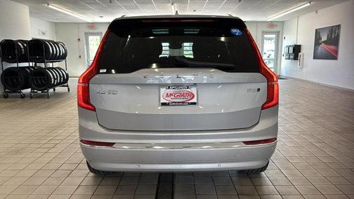 2023 Volvo XC90 B5 Plus