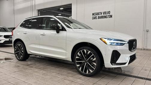 2026 Volvo XC60 B5 Ultra