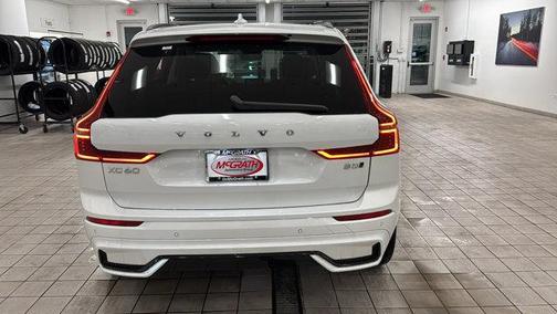 2026 Volvo XC60 B5 Ultra