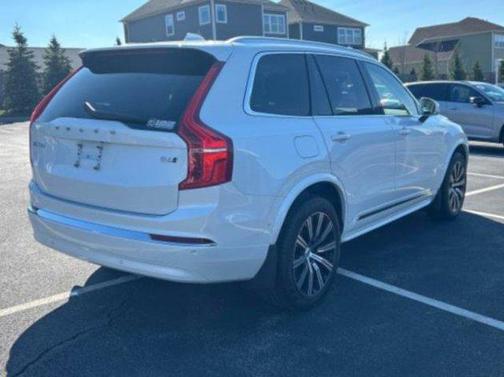 Crystal White Metallic 2025 Volvo XC90 B6 Plus 7-Seater