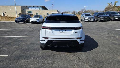 Yulong White Metallic 2020 Land Rover Range Rover Evoque SE