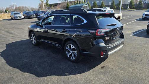 Crystal Black Silica 2022 Subaru Outback Limited