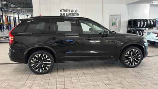 2026 Volvo XC90 B6 Ultra Dark Theme 6-Seater