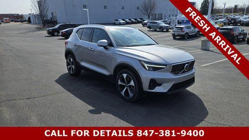 Silver Dawn Metallic 2025 Volvo XC40 B5 Plus Bright Theme