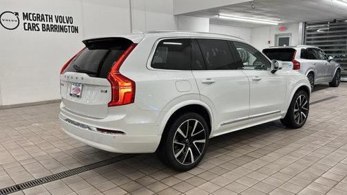 2025 Volvo XC90 B6 Plus 7-Seater