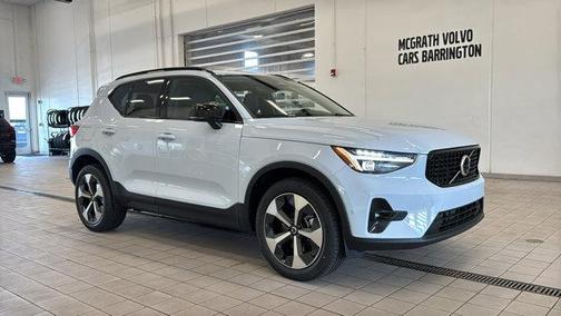 Cloud Blue 2026 Volvo XC40 Plus, B5 AWD Gas (mild hybrid), Dark