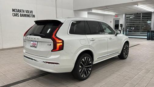 2026 Volvo XC90 B6 Plus 7-Seater