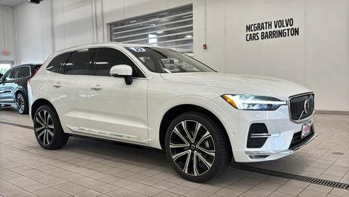 Crystal White Metallic 2023 Volvo XC60 B5 Ultimate Bright Theme