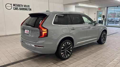 2025 Volvo XC90 Plug-In Hybrid T8 Plus 7-Seater