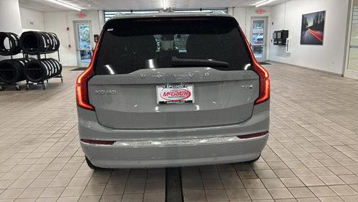 2025 Volvo XC90 Plug-In Hybrid T8 Plus 7-Seater