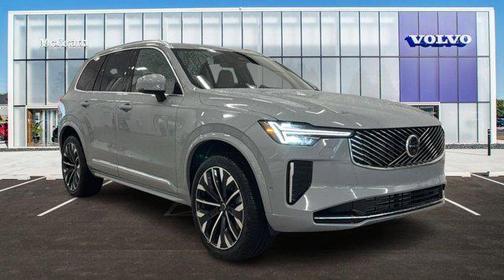 2025 Volvo XC90 Plug-In Hybrid T8 Plus 7-Seater