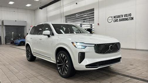 2025 Volvo XC90 B6 Ultra