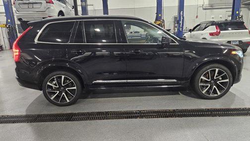 2023 Volvo XC90 B6 Plus 7-Seater