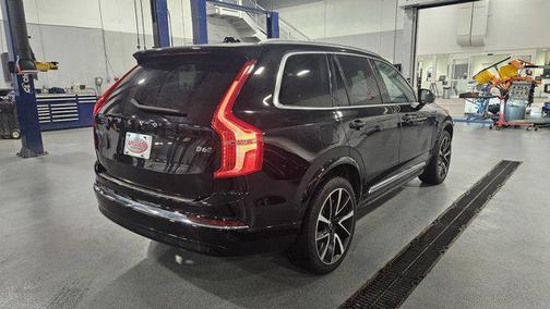 2023 Volvo XC90 B6 Plus 7-Seater