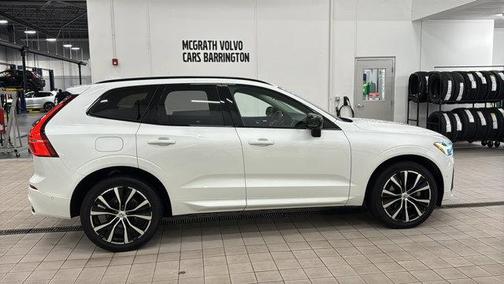 2023 Volvo XC60 B5 Plus Dark Theme
