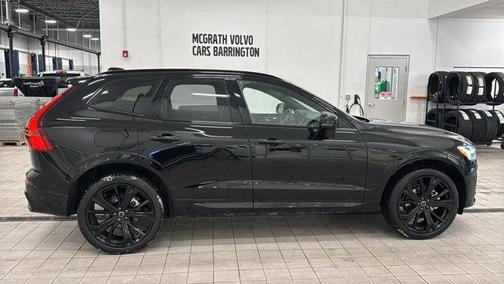 2026 Volvo XC60 B5 Ultra Black Edition