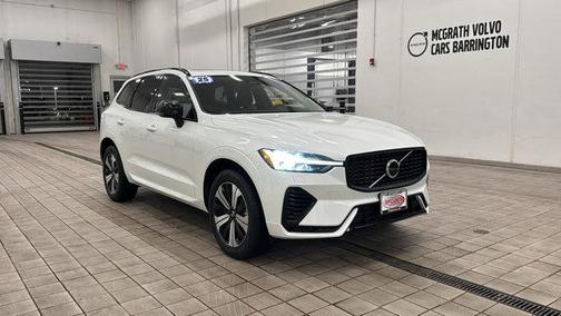 2025 Volvo XC60 Plug-In Hybrid T8 Core