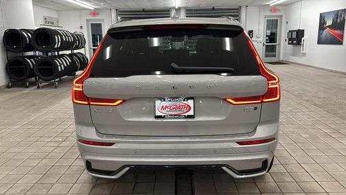 2025 Volvo XC60 B5 Plus