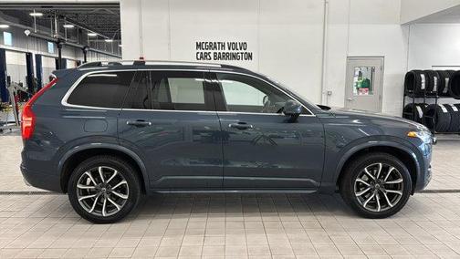 2018 Volvo XC90 T6 Momentum