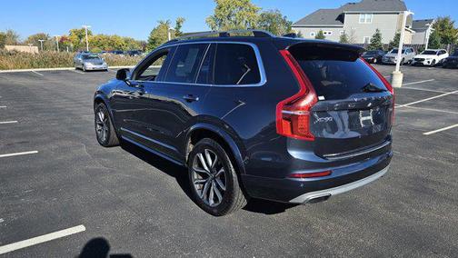 2018 Volvo XC90 T6 Momentum
