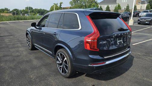 2024 Volvo XC90 B6 Plus Bright Theme 7-Seater