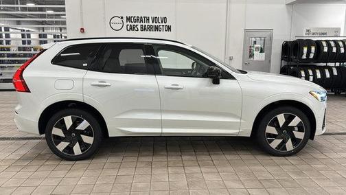 2025 Volvo XC60 Plug-In Hybrid T8 Plus