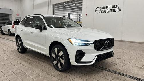 2025 Volvo XC60 Plug-In Hybrid T8 Plus